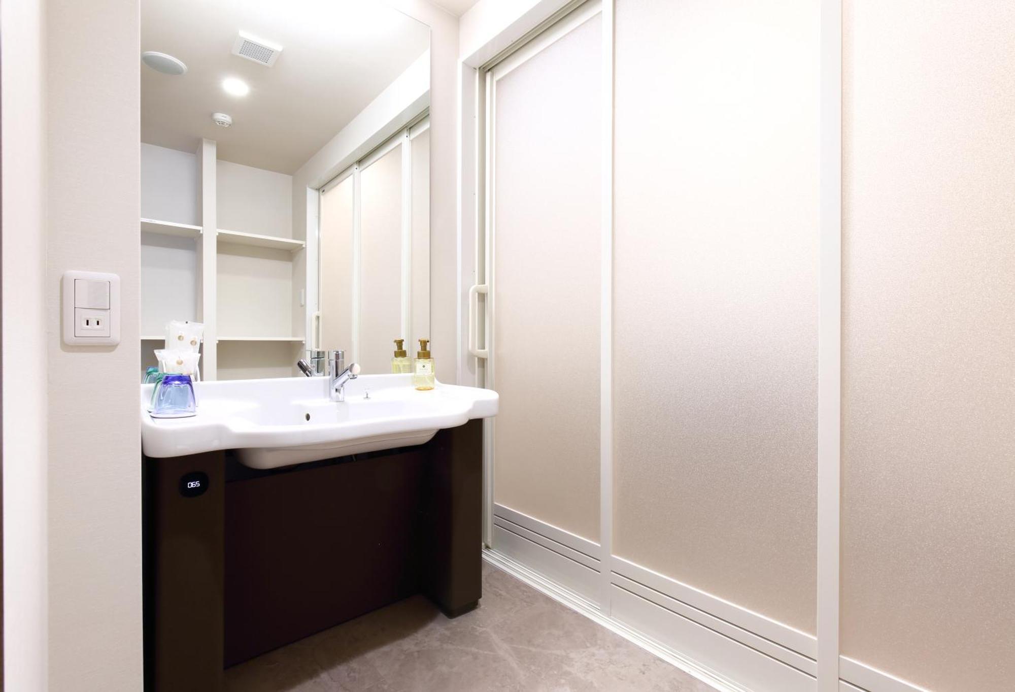 Luxcare Hotel Osaka Dış mekan fotoğraf